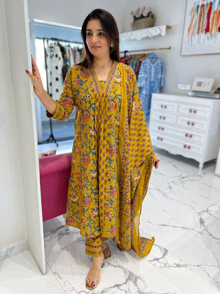 Block Print Dhamaka Set - Preetibora