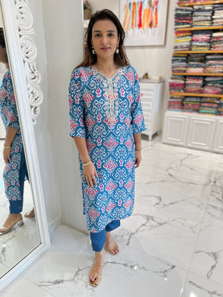 Embroidered Patola Set - Preetibora