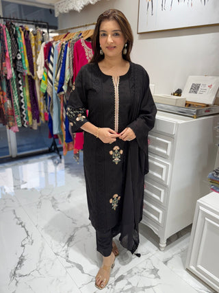 Modern Black Set - Preetibora