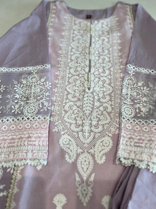 Nur Jahan Karachi Dupatta Set - Preetibora