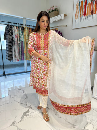 Off White Doriya Dupatta Set - Preetibora