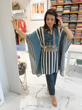 Sleek Striped Kaftan Set - Preetibora