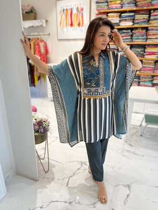 Sleek Striped Kaftan Set - Preetibora