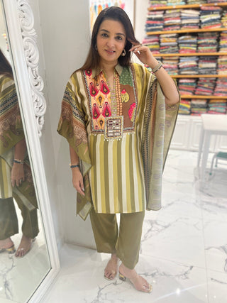 Striped Kaftan - Preetibora