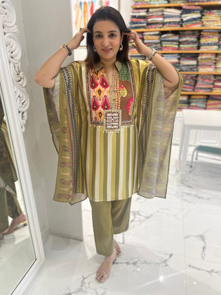 Striped Kaftan - Preetibora