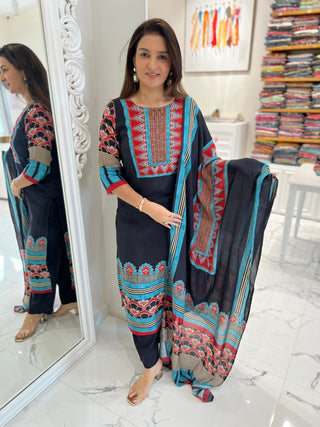 Vraj Dupatta Set - Preetibora